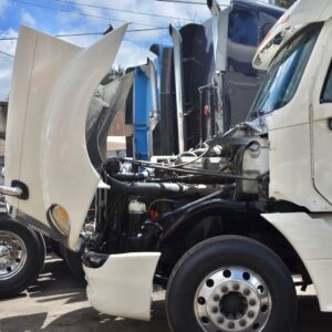 Freightliner Columbia 120 - Image 5