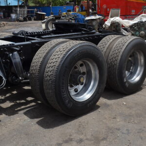 Freightliner Columbia 120 - Image 18