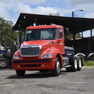 Freightliner Columbia 120 - Image 21