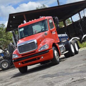 Freightliner Columbia 120