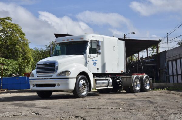 Freightliner Columbia 120