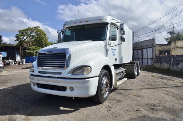 Freightliner Columbia 120 - Image 7